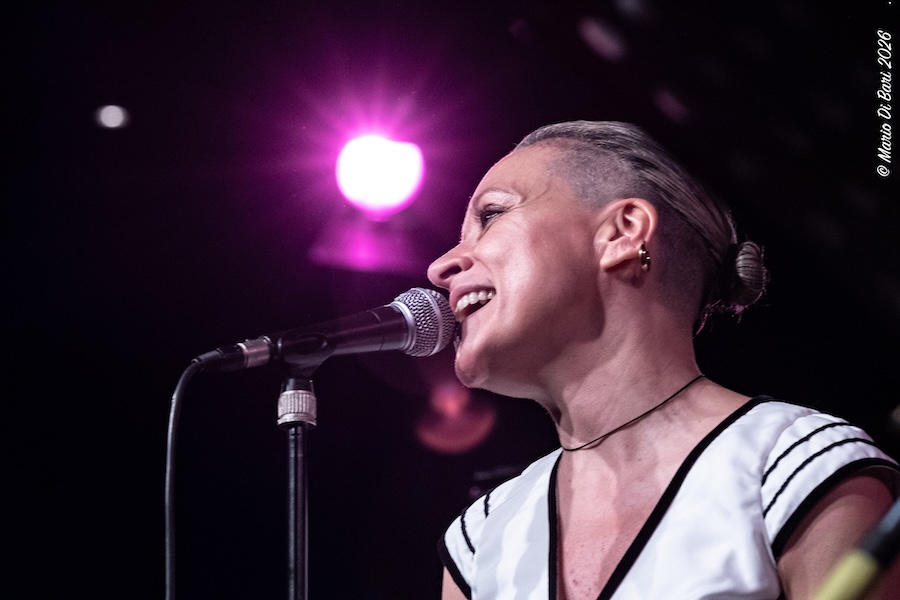 CLAUDIA CANTISANI – esce “Ombra”