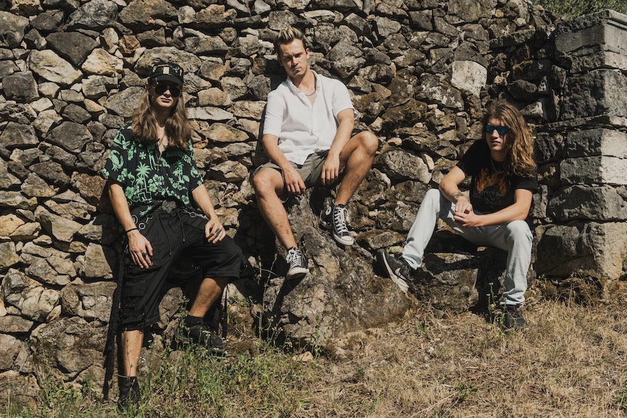 “Chronic Dreams”, il nuovo singolo dei Green Rose